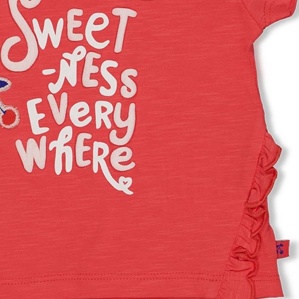 T-Shirt "Everywhere - Cherry sweetness" von Feetje